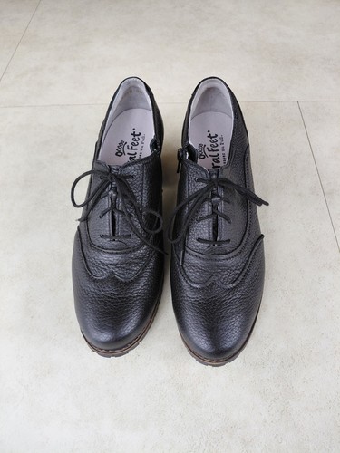 Vera comma natural feet - comma,