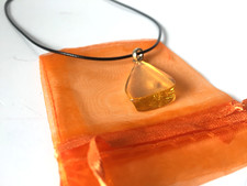 Gelbe Bernsteinkette Glücksanhänger Einzelstück gelber Beinstein Unikat SCM135