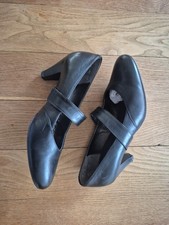 Damenschuh von ZANON und ZAGO