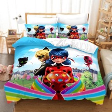 Roter Marienkäfer Superheldin