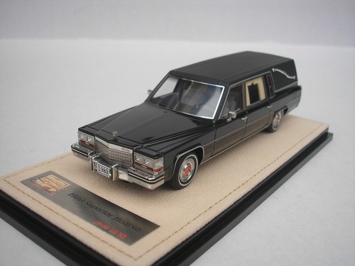 Cadillac superior hearse 1980 - hearse,