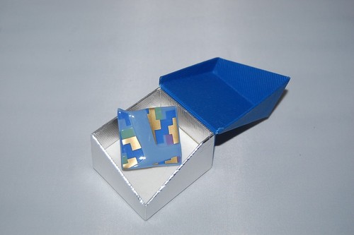 Brosche quadrat johan - quadrat, van