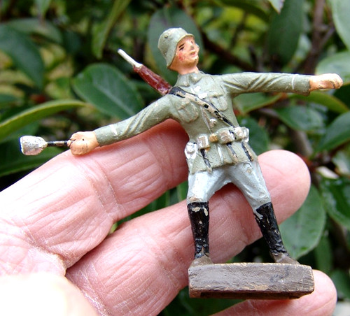 Leyla serie soldat - , serie,