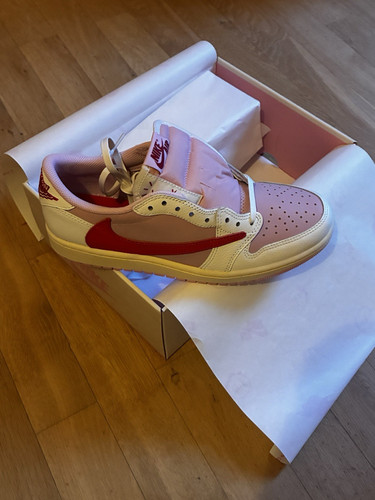 Travis scott nike - travis, x