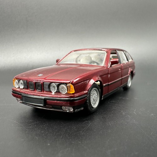 Gama 1011 bmw 525i touring - gama, e34