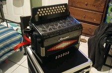 31 Boton Accordeon Tono De FA