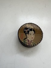 Japanische  kleine Silberdose