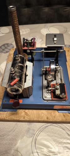 Wilesco dampfmaschine - dampfmaschine,