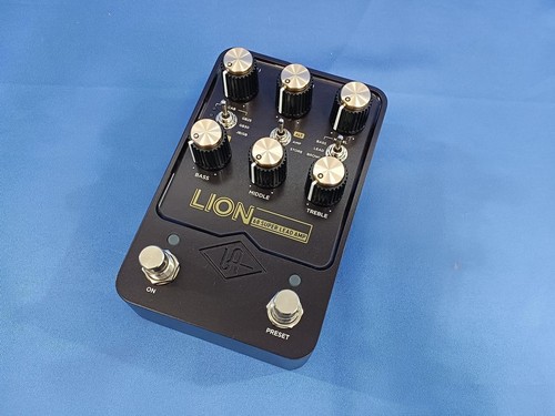 Uafx lion preamp pedal amp - preamp,