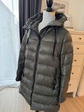 Moncler Daunen Mantel halblang
