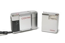 Contax T mit Blitz