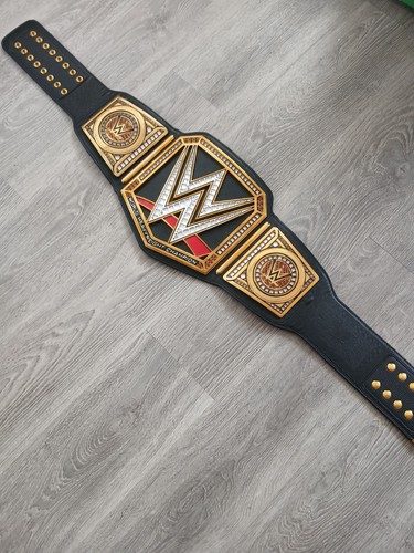 Offizieller wwe universal - offizieller,