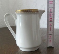1x Sahnegießer, Sahne Kännchen, Milchkännchen Kahla weiß mit Goldrand H=8,5cm