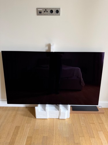 Oled screen - 65", –
