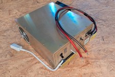 Ladegerät 1,4kW für 48V-LIFEPO4-Systeme von INTER-power