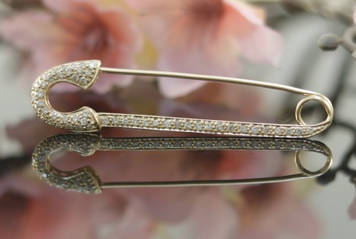 Brosche mit diamanten 750er - mit,