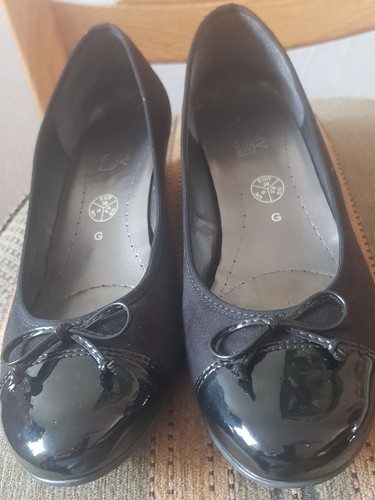 Schwarze schuhe kleiner absatz - kleiner,