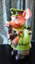 Skulptur, Polizisten Schwein, als Spardose, 50er Jahre, malerisch und sehr guter