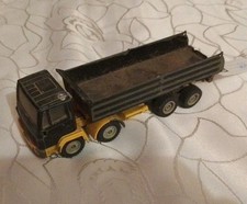 Siku, Mercedes Kipper LKW, stark bespielt Lack löst sich 