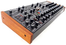 DSI Sequential Prophet REV2-8 Synthesizer Desktop + Wie Neu + OVP + 2J Garantie