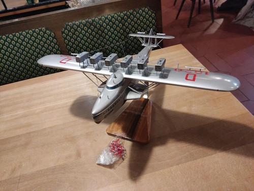 Pilot station x - pilot's, do-x