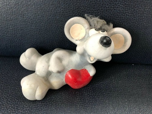 Tonfigur maus mit - tonfigur, boxhandschuh