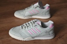 adidas A. R. Trainer 43 D98156