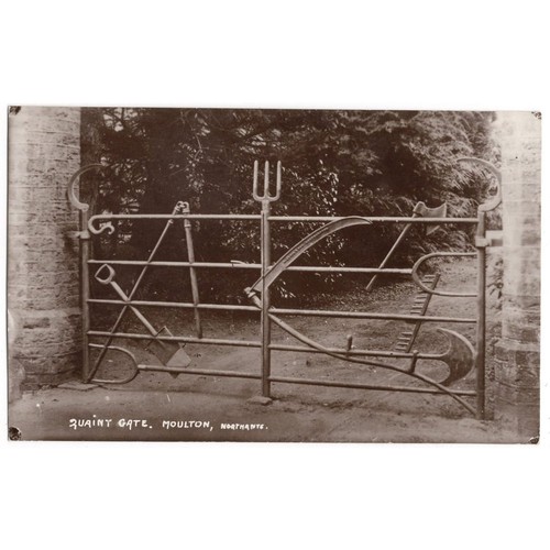 Moulton quaint gate - moulton,