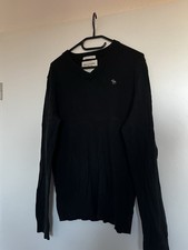 Abercrombie & Fitch V-Neck