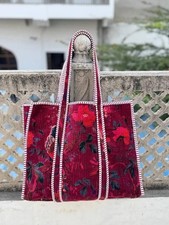 Indian Maroon Vogel Aufdruck