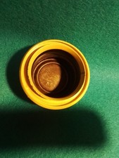 Motor-Öleinfülldeckel