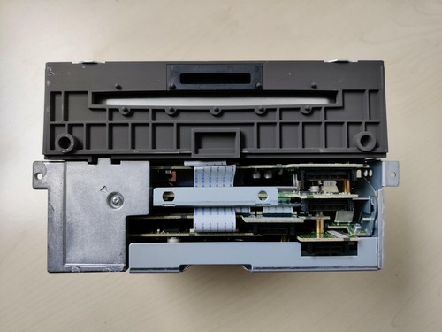 Mercedes benz r230 - sl, radio