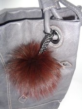XXL  Pelzbommel Taschenanhänger Schlüsselanhänger Schmuck Deko Auto Blaufuchs