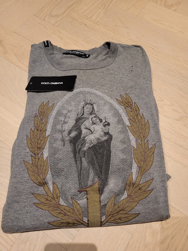 Dolce gabbana vergine - vergine, maria