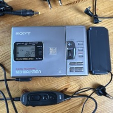 SONY MZ-R30 MINI DISC PLAYER