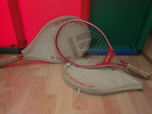 Tennisschläger von tecno - tennisschläger,