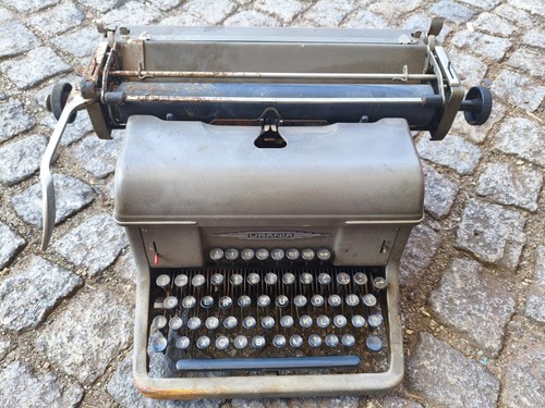 Alte schreibmaschine vintage - alte,