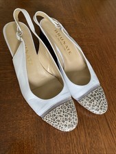 DAMEN SCHUHE BRUNATE PUMPS SANDALE GUMMIBAND 37 NEU BEIGE MIT GEMUSTERTER KAPPE