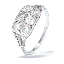 Weißgoldring mit mehreren