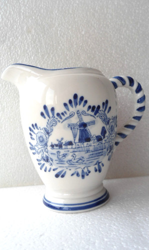 Delft blue color