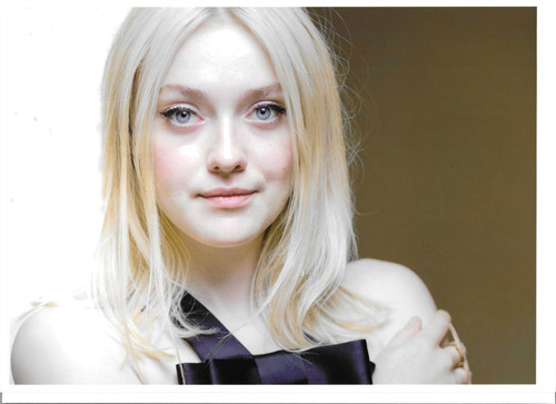 Dakota fanning foto 20x30 - fanning,