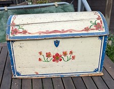RUNDDECKELTRUHE mit Malerei kleine Bauerntruhe Schatztruhe aus Omas Zeiten
