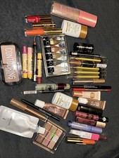 Make Up Lidschatten Lippenstifte usw