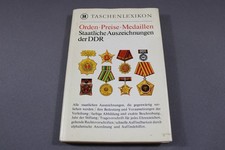 Orden und Medaillen -