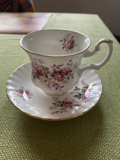 Tasse mit unterteller royal - tasse,