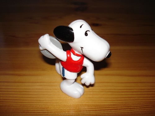 Snoopy als diskuswerfer - snoopy,
