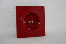 Gira S-Color Steckdose Blende Abdeckung in rot
