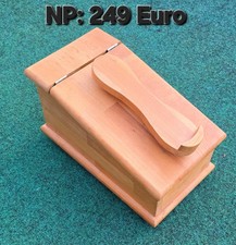 Schuhputzkasten Handarbeit Massiv Buche, Bestzustand,fast nie benutzt, NP: 249€