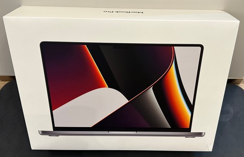 Original apple macbook pro - original,