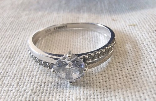 Weißgoldring 333 karat - 8,
